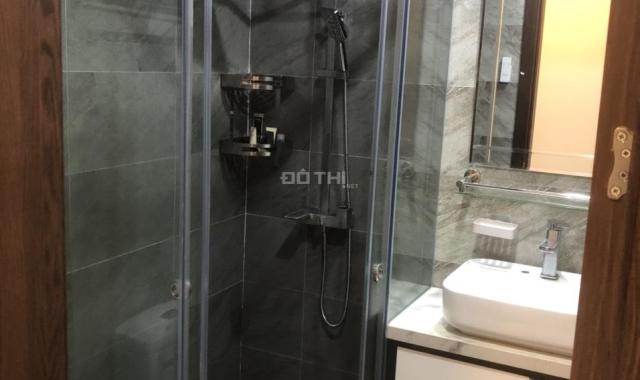 Nhà đẹp Trần Duy Hưng: DT 58m2*7T, thang máy, ô tô vào nhà. Gần Phố. Giá rẻ