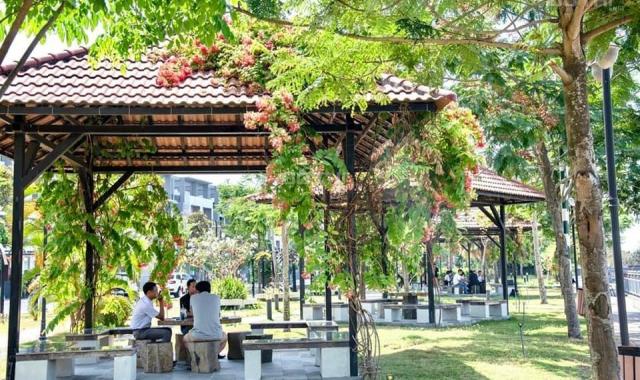 Khách ngộp cần bán nhà phố ven sông The Pearl Riverside - Bến Lức