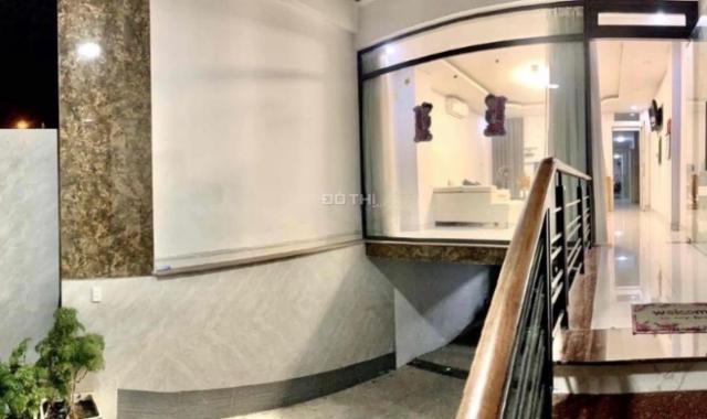 Bán CHDV Trần Não Q2, 160m2, 5 tầng, thu nhập 100tr giá 26 tỷ, có thang máy. 093134579