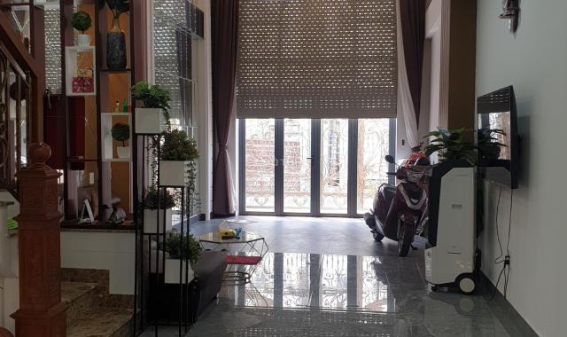 Chính Chủ Bán Nhà Mặt Phố Siêu Đẹp –Quận 2- 90m-5Tầng, TẶNG NỘI THẤT XỊN ĐẸP, Nhỉnh 10Tỷ