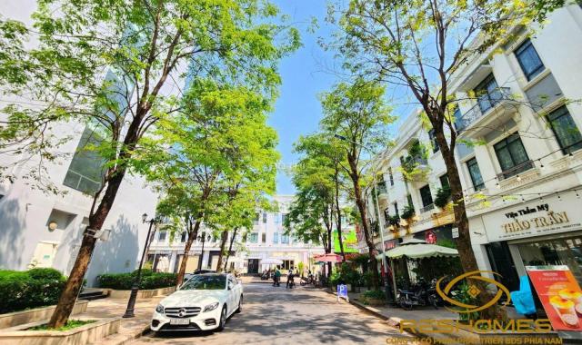 Bán biệt thự shophouse ngay Vincom, phường Tân Mai, 225m2 ngang 10m giá 26,5 tỷ