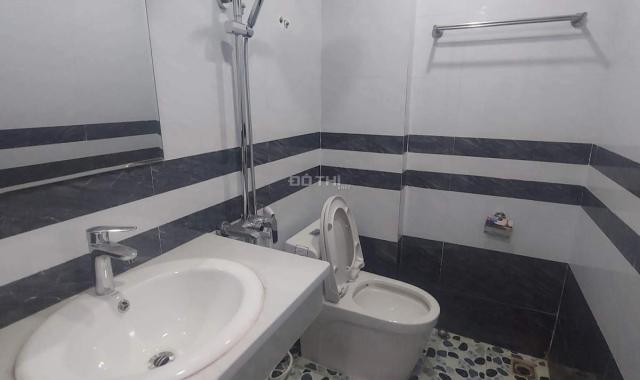 15m ra phố Giải Phóng - nhà mới - 41m2 - 5T - MT 4m - giá 5.3 tỷ