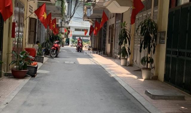 Phân lô 5 tầng gara ô tô phố Lương Thế Vinh Thanh Xuân lô góc nở hậu giá 6,38 tỷ