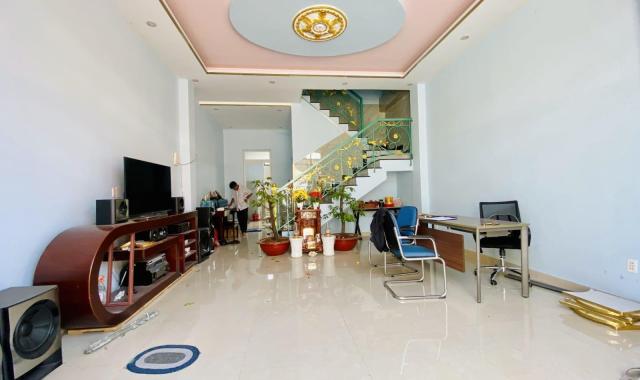 Nhà Nguyễn Văn Quá 75m2 3 tầng kiên cố, ngang hơn 5m rộng rãi 4.x tỷ 0916853263
