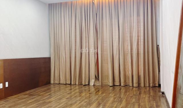 CC cho thuê nhà riêng HXT 220/20A Nguyễn Trọng Tuyển, PN, 4 tầng