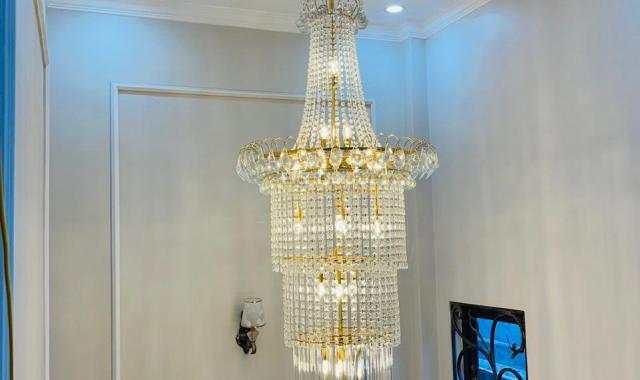Cắt lỗ TĐC Tam Kỳ, Lê Chân phong cách tân cổ điển full nội thất