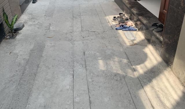 Bán đất tặng nhà cấp 4 có gác xép tại Ngọc Thụy Long Biên