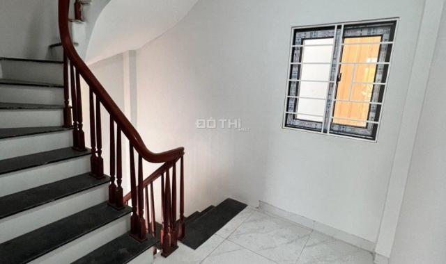 Nhà An Thắng Biên Giang 1.8 tỷ, DT 32m2 (4 tầng), ô tô tránh, gần QL6, 10p ra bx Yên Nghĩa