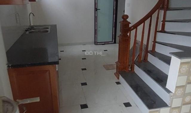 Nhà 4Tx40m2, ô tô tải đỗ cửa, ngay chợ, 20m ra QL6, 5p ra bến xe Yên Nghĩa, giá chỉ 1.98 tỷ.