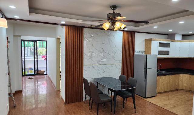 Cần bán gấp chung cư A1 Nguyễn Cơ Thạch, 97m2, 3 ngủ, 2 wc căn vip full nội thất 5 sao