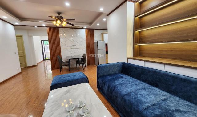 Cần bán gấp chung cư A1 Nguyễn Cơ Thạch, 97m2, 3 ngủ, 2 wc căn vip full nội thất 5 sao