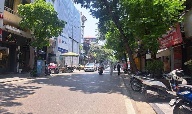 Bán Nhà Phố Cổ, Mặt Phố Hàng Điếu, Quận Hoàn kiếm, 107m x 3T, Giá 65 tỷ.