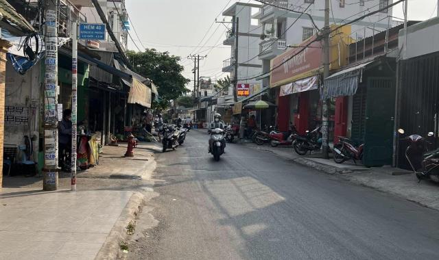 Nhà đẹp ở ngay - đúc chắc chắn - ngay chợ An Nhơn - khu hiếm nhà bán