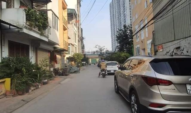 Bán nhà Ngọc Hồi Hoàng Mai 50m2 gara oto 2 mặt thoáng vĩnh viễn ngõ thông vườn hoa cạnh nhà 5.15tỷ