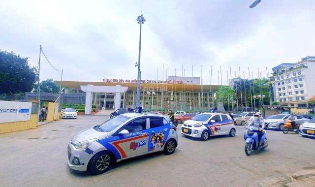 Bán Nhà Mặt Phố Trần Hưng Đạo, Quận Hai Bà Trưng, 262m x 3T, Mt 13m, Giá 178 tỷ.