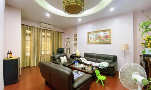 Phân lô mặt ngõ Hoàng Cầu, Đống Đa, 64m2 x 5 tầng, gara ô tô, kinh doanh tấp nập
