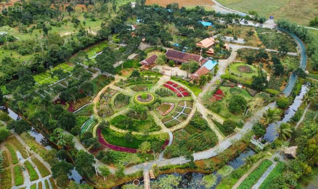 Bán Gấp 4,6ha Khu Du Lịch Cao Nguyên Vân Hòa, View Hồ, đang kinh doanh 80-100 triệu/tuần