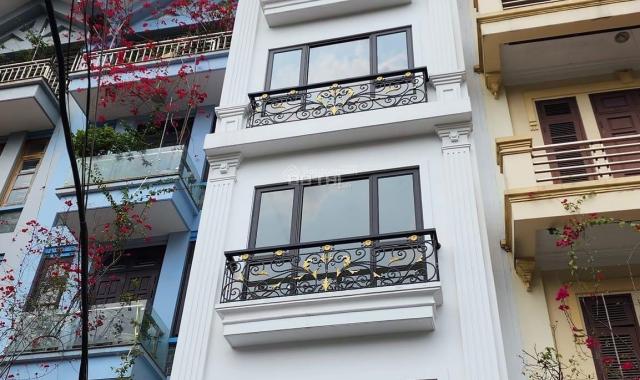 Đại HẠ Gía cần Bán gấp nhà tại Nguyễn Ngọc Vũ 69 Lê Văn Lương  Cầu Giấy dt 64m² xây  7 T giá 15..ỷ