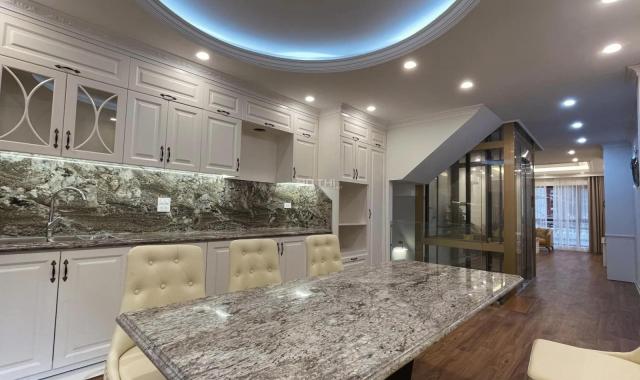 Bán nhà Phố Khúc Thừa Dụ, Cầu Giấy,  diện tích 68m2 giá 12.5 Tỷ