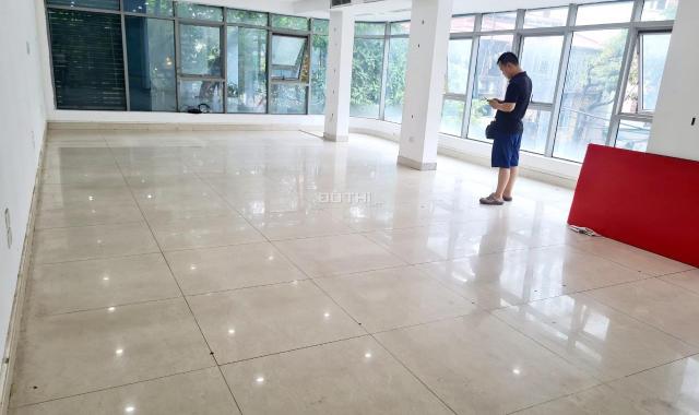 Cho thuê văn phòng 30, 40 và 100m2 tại 106 Hoàng Quốc Việt, nhà mới, giá rẻ