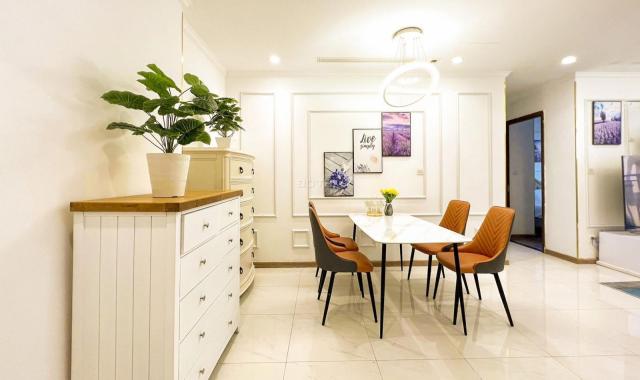 Cho thuê căn hộ Vinhome Central Park 3PN, 109m2 đầy đủ nội thất sang trọng