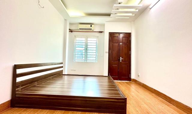 Bán nhà Hữu Lê Hữu hòa dân xây ô tô đỗ cửa 40m2 lô góc 3 tỷ X