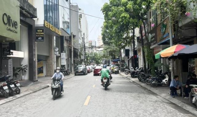 Bán Nhà Quận Đống Đa, Mặt Phố Nguyễn Hy Quang, 75m x 8T, Giá 37 tỷ