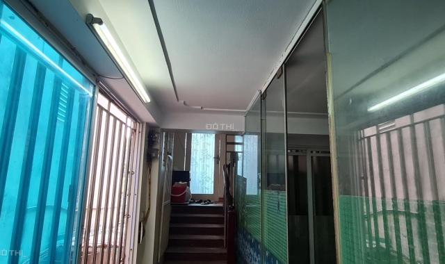 Cho thuê 5ph đẹp 30m2 -VP- MB KINH DOANH,TIỆN ICH-TIỆN ĐI LẠI-cạnh ĐH Công Nghiệp HN-VIU ĐẸP THOÁNG