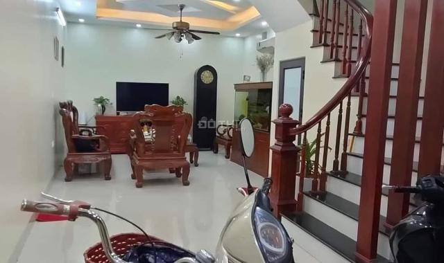 Trần Đại Nghĩa, Hai Bà Trưng, nhà mới ở ngay, khu vực hiếm bán, lô góc, 41m2, giá 4 tỉ 4