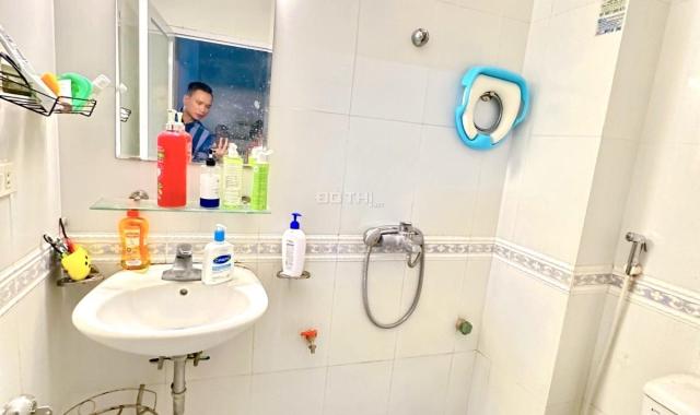 Nhà phố Phan Kế Bính, quận Ba Đình, 42m2, mặt tiền 4.5m, 5 tầng 6 phòng ngủ, nhỉnh 4 tỷ