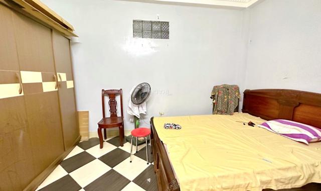Nhà phố Phan Kế Bính, quận Ba Đình, 42m2, mặt tiền 4.5m, 5 tầng 6 phòng ngủ, nhỉnh 4 tỷ
