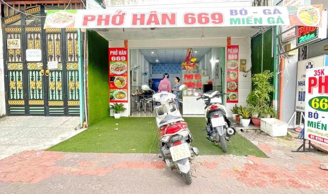 Chính chủ bán gấp mặt tiền 669 Trần Xuân Soạn, Quận 7