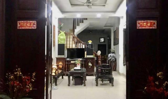 Bán nhà Lý Nam Đế, quận Hoàn Kiếm-75M  x5T-MT 4M-Hiếm-Ô tô đỗ cửa-An ninh tốt-Sát phố-Chỉ 17.5 tỷ