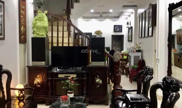 Bán nhà Lý Nam Đế, quận Hoàn Kiếm-75M  x5T-MT 4M-Hiếm-Ô tô đỗ cửa-An ninh tốt-Sát phố-Chỉ 17.5 tỷ