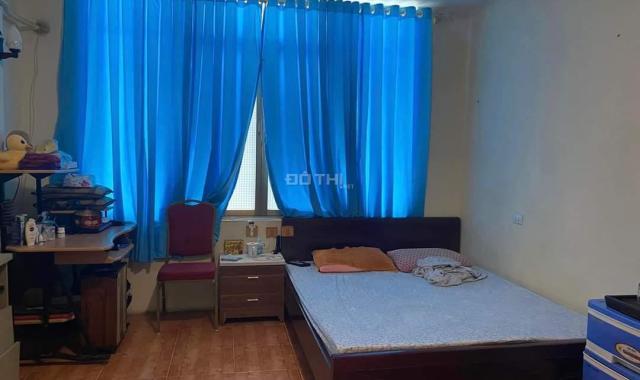 4.35 tỷ nhà Hoàng Ngọc Phách, Đống Đa, 5 tầng, ô tô vào nhà, kinh doanh.
