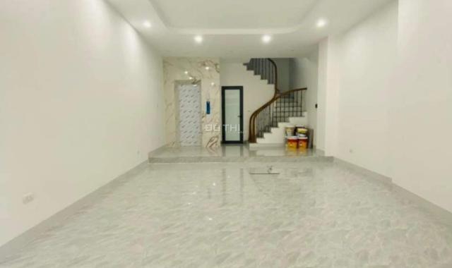 Bán Nhà Ô Tô Tránh Thang Máy  Kinh Doanh, Lương Đình Của Đống Đa, DT 52M 6T MT 4.7M Giá 11.2Tỷ