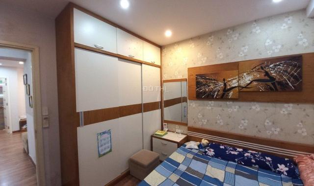 Siêu phẩm ban công Đông Nam cực hiếm. Bán căn 2 phòng ngủ rộng tòa VP5 Linh Đàm - 61m2 đẹp