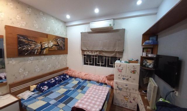 Siêu phẩm ban công Đông Nam cực hiếm. Bán căn 2 phòng ngủ rộng tòa VP5 Linh Đàm - 61m2 đẹp