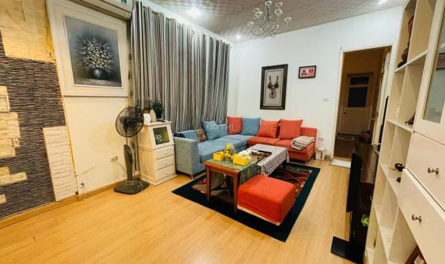 Bán gấp căn Pháo Đài Láng, Đống Đa, ngõ Ô Tô, lô góc 3 thoáng, kinh doanh: 62m2 4 tầng giá 10 tỷ