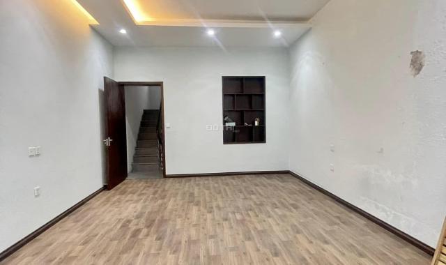 Bán nhà phố Xuân Thủy Cầu Giấy 35m2 Ngõ nông gần phố cách ô tô 50m2 giá 3 tỷ 6