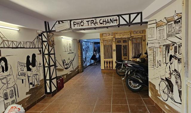 Bán nhà tòa nhà tại Cầu Giấy, Nguyễn Phong Sắc, ôtô tránh-DT100m2x7 tầng thang máy giá 23 tỷ.