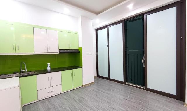 Cần bán gấp căn 2 ngủ toà 5A Lê ĐỨc Thọ 68m2, 2PN, view đẹp, giá chốt linh động