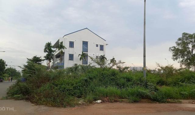 Bán đất biệt thự phú nhuận mặt tiền sông đường Đỗ Xuân Hợp Q.9 (396.6m2) 115 tr/m2 LH. 0918 481 296