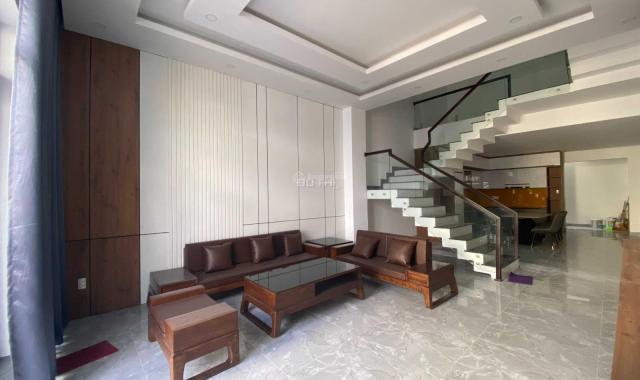 Bán gấp trong tháng 6 nhà phố 3 tầng