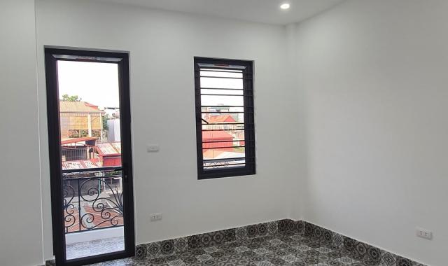 Cần bán nhà ngõ 216 Đê La Thành, Xã Đàn DT 38m2x5 tầng, 6PN ngõ rộng, gần phố giá 5,4 tỷ