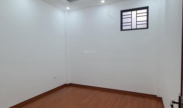 Cần bán nhà ngõ 216 Đê La Thành, Xã Đàn DT 38m2x5 tầng, 6PN ngõ rộng, gần phố giá 5,4 tỷ