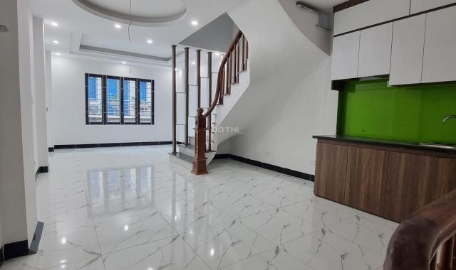 Nhà 5T Tả Thanh Oai, DT40m2, MT4m ôtô đỗ, 3.1tỷ