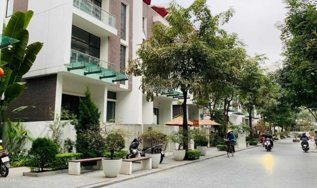 Bán biệt thự Imperia Garden 203 Nguyễn Huy Tưởng, lô góc, 196m2, 5 tầng, MT 9m, chính chủ 48.5 tỷ