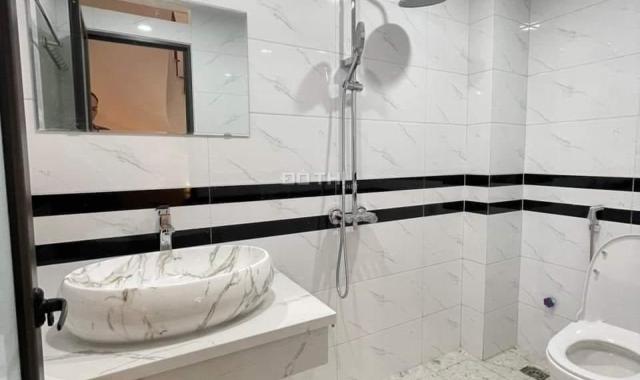 Bán nhà ngõ 3 Cầu Bươu Thanh Liệt 35m2 5 tầng 2.7 tỷ