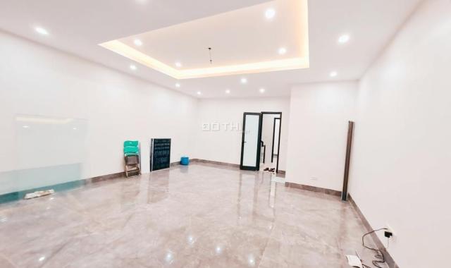 Bán nhà mới 8 tầng phố Cự Lộc - Thanh Xuân - Diện tích 100m2 - View hồ thoáng giá cực tốt
